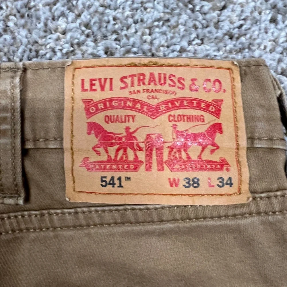 Levis levi 541